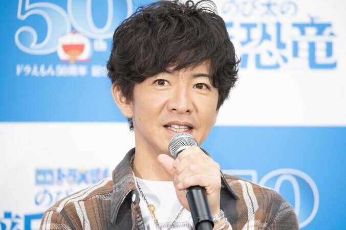 木村拓哉、初恋は「同級生だった」 『映画ドラえもん』公開アフレコの“低音ボイス”に報道陣圧巻 1枚目