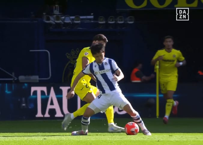 【写真・画像】異次元！ 久保建英の“時を止めるドリブル”から縦突破クロスに騒然「ヤバすぎる」「タケだけレベチ」またも“アシスト未遂”の悲運　1枚目