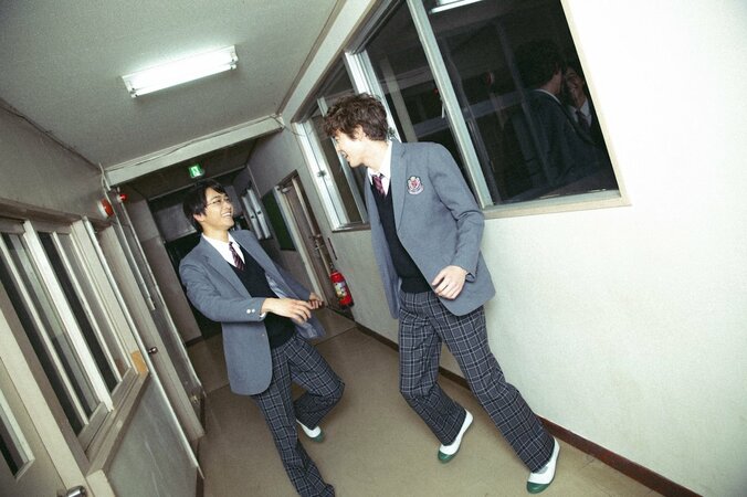 宮沢氷魚×佐藤寛太、兄弟役で意気投合　片道３時間を二人で帰る「僕の初恋をキミに捧ぐ」インタビュー 11枚目