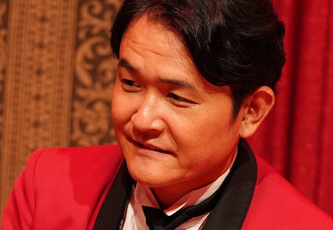 【写真・画像】収録中も携帯をマナーモードにしない女芸人に千鳥ら衝撃「ずっとピコピコ音が鳴ってる」　1枚目