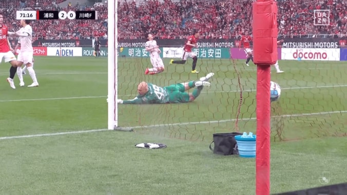 投入直後の小森がゴラッソ