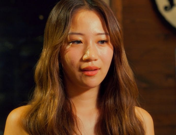 24歳アイリスト、元カノとの間で揺れる優柔不断男を一刀両断