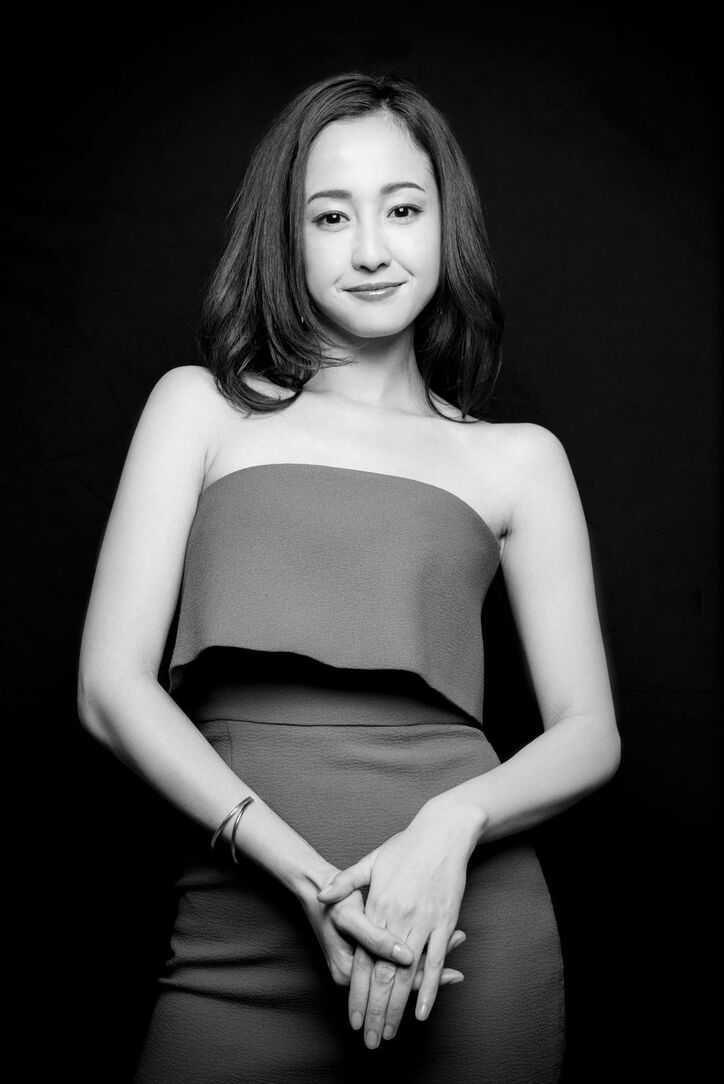 沢尻エリカ、『白い巨塔』で岡田准一の愛人を熱演　初のホステス役で体験した意外な苦労