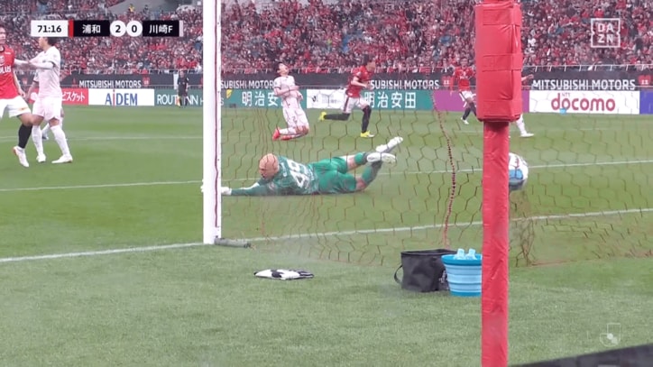 投入直後の小森がゴラッソ