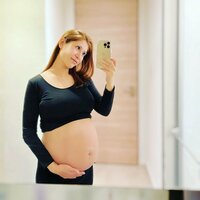 内山琴『ぽっこりお腹も見納めかな〜』