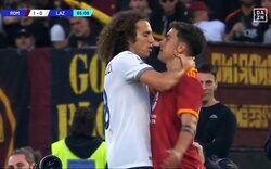 挑発にガチギレ！「今なんて言ったコラッ？」ラツィオの喧嘩番長、敵の首を絞めた恐怖の瞬間…「ゲンドゥージは血の気が多いw」「ディバラもなかなか鬼畜w」などネット大騒ぎ