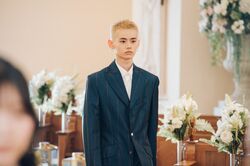 菅田将暉似モデルやイケメンK-1ファイターに飯豊まりえ「こんなかっこいいんですね」多種多様なイケメン5人にスタジオ熱狂『オオカミちゃんとオオカミくん』第1話