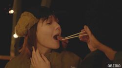 トリンドル玲奈に「あーん」夜のキャンプで浅香航大が積極的に！『私たち結婚しました』第5話