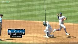 大谷不在もベッツが「イキイキしてる」 代役1番で躍動「今日は守備もいい」カーショー助けた“超絶美技”