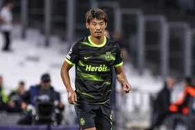 CLで左ふくらはぎ負傷の守田英正、週末のリーグ戦は欠場へ…スポルティング指揮官が明言