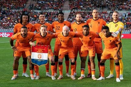 デパイ、ファン・ダイク、デ・ヨングいるオランダは“同国史上最強級