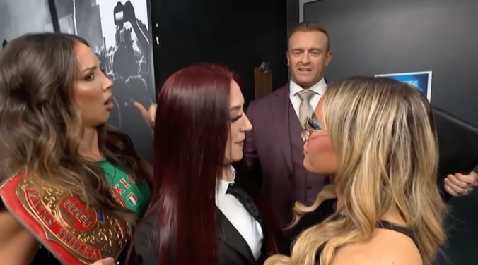 【映像】「腕ふっと」異色すぎる“ムキムキ眼鏡女子”の衝撃ボディ