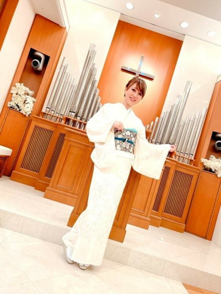  渡辺美奈代、白い着物を身に着けた全身ショットに「綺麗」「とても素敵」の声 