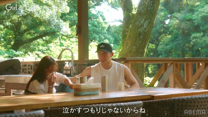 【写真・画像】"三上悠亜似"の32歳美女、へそ出しピチTシャツで意中の元オリンピック選手と密着トレーニング　5枚目