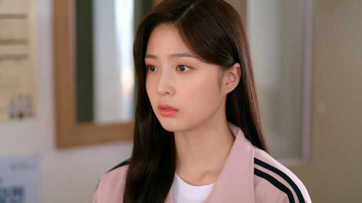 元Wanna OneのCIXメンバー ペ・ジニョン、ヒロインを待ち伏せし「会いたかった」と告白…視聴者興奮「かっこよすぎて無理」『@アカウントを削除しました』第15＆16話