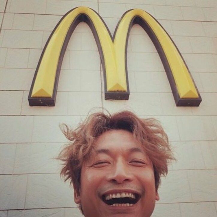 香取慎吾、大好きなマックを訪問「ヘーホンホヘホハイ食えなかった」と悔やむ