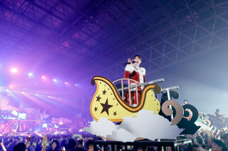 日向坂46「ひなくり2019」でサンタ姿に変身！ 来年12月に東京ドーム2days公演も決定