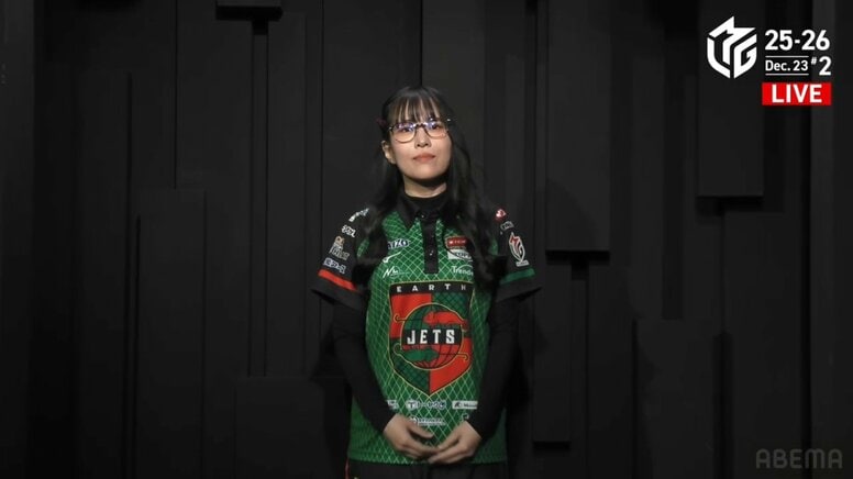 「女性教師きたぁ」「アラレちゃん」トップ女流雀士・逢川恵夢の“ビッグメガネ”に大反響／麻雀・Mリーグ