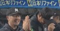 プロ野球界が震撼！？「歴史に残る名シーン」「今まで見たことない」 ロッテ・吉井理人監督がベンチで見せた衝撃のリアクションが話題に