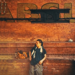 岩手・花巻発 BIG-RE-MANのMC、ABSU a.k.a 富博が実体験を刻む新曲「詐欺」をリリース！異色のトラベル・ストーリーテリング・ラップ。