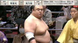 「あれ、いつ出たの？」激レア決まり手「後ろもたれ」を決めた本人がぽかーん ファンも「ドンケツだ」「シュールな最後」