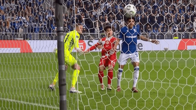 【写真・画像】「今季ベストゴールだ」中村敬斗の“衝撃ドライブシュート”に海外ファン熱狂！「リーグドゥ最高の選手」「マルセイユは獲得すべき」　1枚目