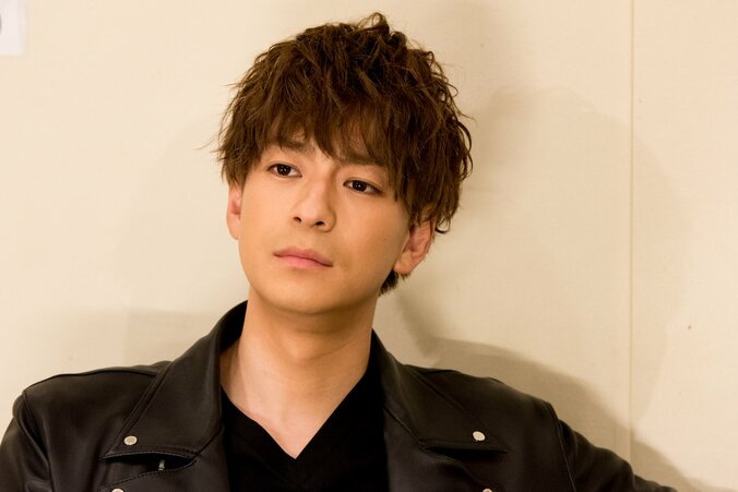 「AYUはバカじゃない」1stアルバム発売日にラジオ出演しオリコン1位に！アユの快進撃始まる『Ｍ 愛すべき人がいて』第5話 6枚目