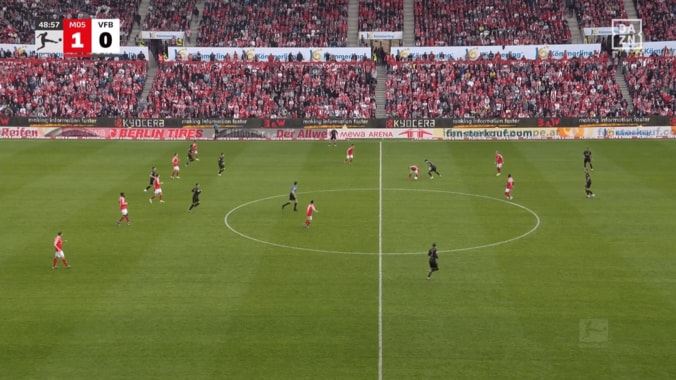 別格の推進力！佐野海舟の“回収→20m運搬→シュート”にファン驚愕「ボール奪取のセンスが凄すぎ」「惚れるわ」一人で攻守完結 3枚目