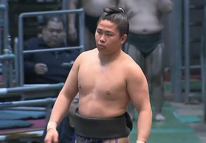 【写真・画像】17歳で166センチ小兵力士、“極太脚”に「太ももが凄い」ファン驚嘆 「身体大きくなってる」かつての天才相撲少年に期待の声　1枚目