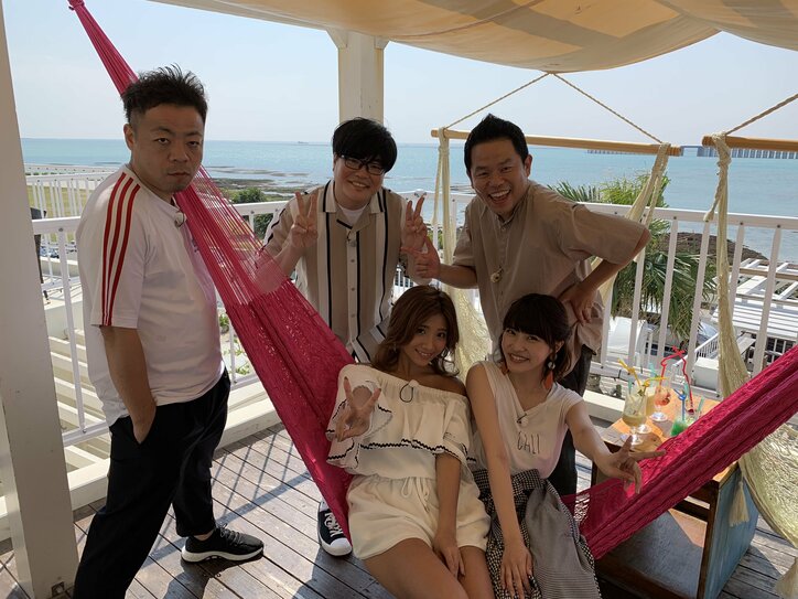 岸明日香＆葉月あやが悩殺水着姿を披露で、ダイアン＆ライス大興奮！『芸能人有給トラベル～沖縄で全力！ウチトケ癒し旅！～』