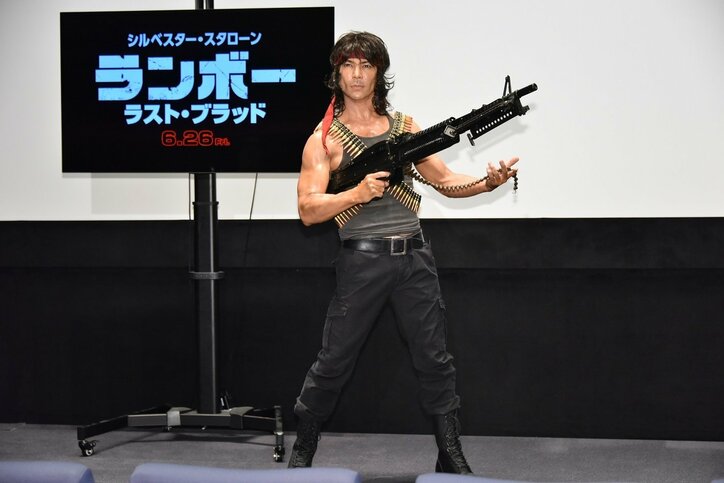 武田真治、大好きな『ランボー』コスプレで勘違いの誹謗中傷被害明かす
