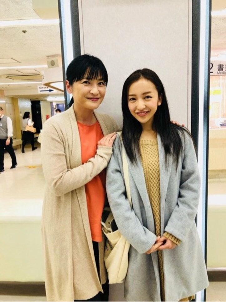 板野友美 女優として頑張りたい と意気込み 女優の先輩 伊藤かずえがエール 話題 Abema Times