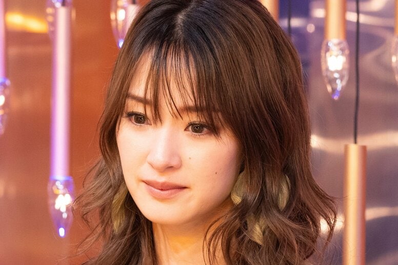 ”不適切発言で活動休止”元超売れっ子タレントの現在の姿に、剛力彩芽が号泣「喋り方も喋っている言葉も違う」「自分と色々重なった」