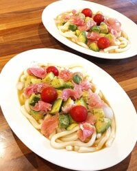 みきママ『生ハムアボカドうどんです～！！』