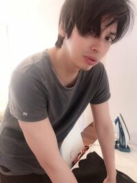 川崎希『手が痛すぎる涙』