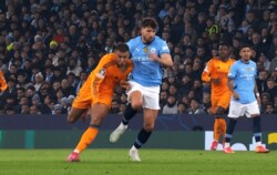 “神スピード”だ！ エンバペの“爆速スプリント”に騒然！「恐怖や」「追いつくか…」“ハンデ無関係”だった驚愕の瞬間