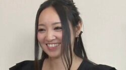 36歳で孫あり！美しすぎる祖母「若くいたい」鍛え上げた美ボディ＆決めポーズに驚きの声「もうちょっと布のある下着を着て」 