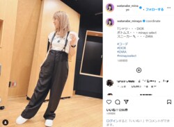 渡辺美奈代の魅力的なモノトーンコーデに「何でも似合う」「センスが素敵すぎ」とファン称賛