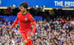 「どこおんねん」三笘薫 CKでの攻撃参加直後100m先の右サイドバックへ 守備範囲が広すぎて話題に「なぜそこに三笘！」