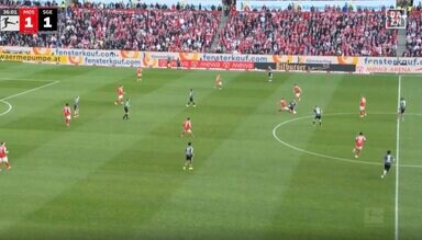 ウソでしょ…！？ 佐野海舟、目を疑う“衝撃の光景”「速すぎ」「どっから出てきたん」倍速スピードで“ボール奪取”→爆速カウンター「万能すぎる」