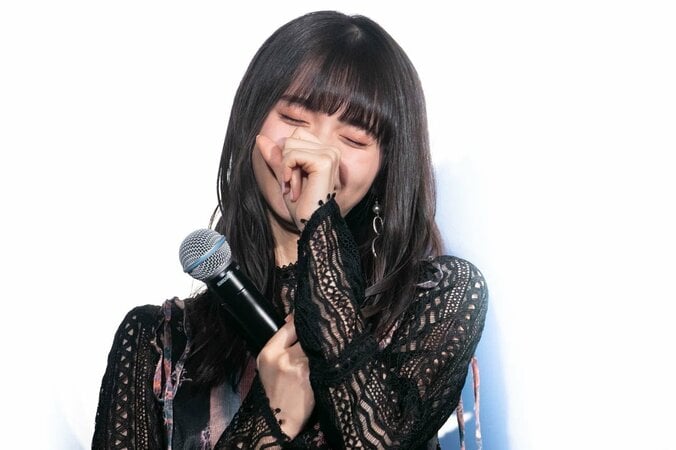 齋藤飛鳥が語る恋愛観「追いかけてもらう方がいいけど…」 6枚目