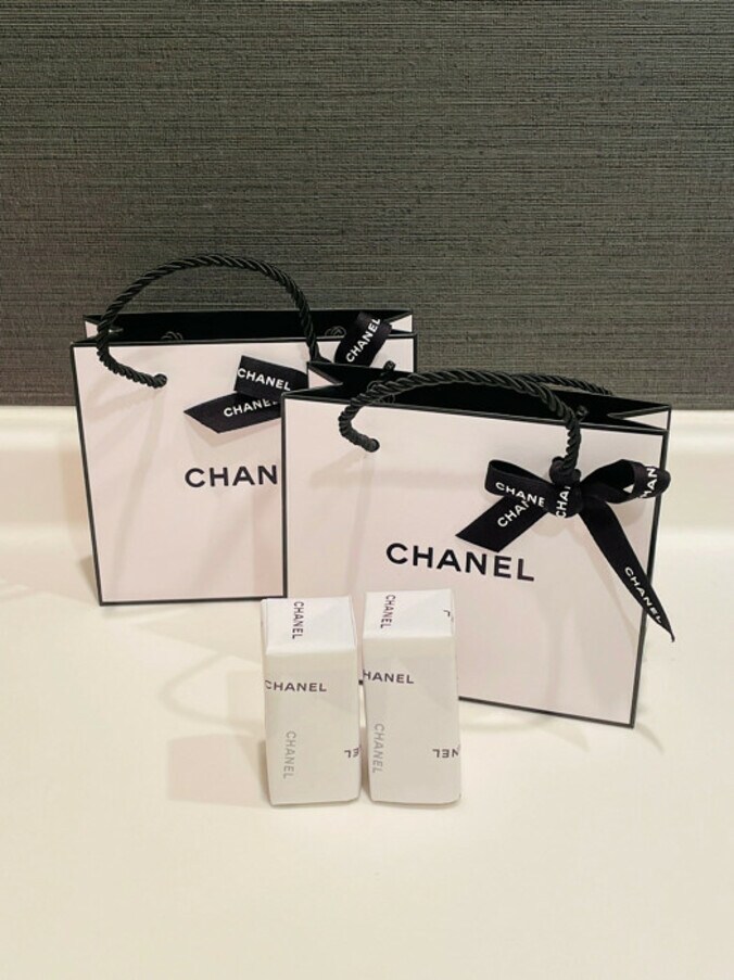  だいたひかる、夫から貰った『CHANEL』品を公開「素敵な旦那様」「羨ましい」の声  1枚目