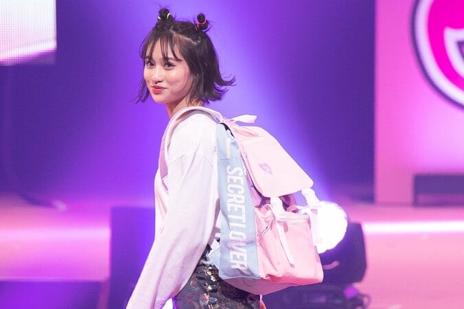 竹内涼真＆浜辺美波、新田真剣佑のサプライズ登場に大歓声！ -Seventeen 夏の学園祭2018【画像集】 21枚目