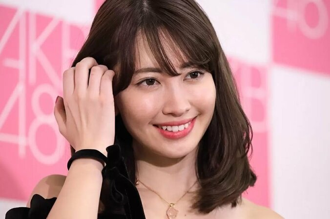 高橋みなみ、夫とデート中に小嶋陽菜に遭遇「にゃんにゃんと旦那初対面」 1枚目