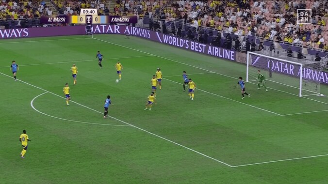 衝撃ゴラッソ！ 川崎MFの“超絶ボレー弾”が話題騒然「ロナウドよりロナウドやん」「ワールドクラス」「めちゃくちゃ難しい」伊藤達哉が敵地沈黙の決定的一撃【ACLE準決勝】 2枚目