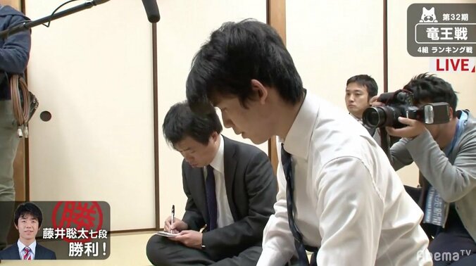 人では避けられないのか…藤井聡太七段がひねり出した大逆転への巧妙な罠　将棋史に残る一手が誕生 2枚目