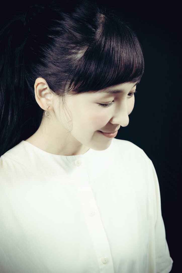 麻生久美子、ふたたびの“三日月くん”役に「まさか40代でツインテールをやるとは」 『時効警察はじめました』インタビュー