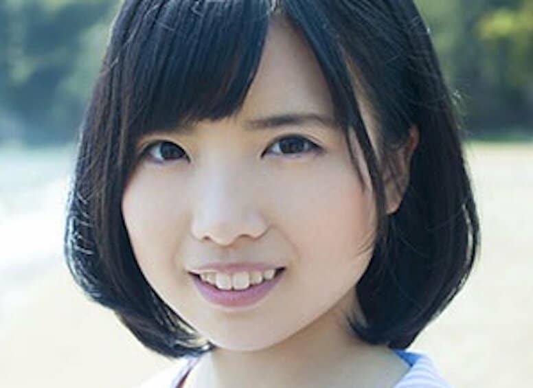 「私がブスだから人気ないんだ」“中1で初整形”元国民的アイドル、打ちのめされた握手会＆整形を繰り返した過去「整形するしかなかった」