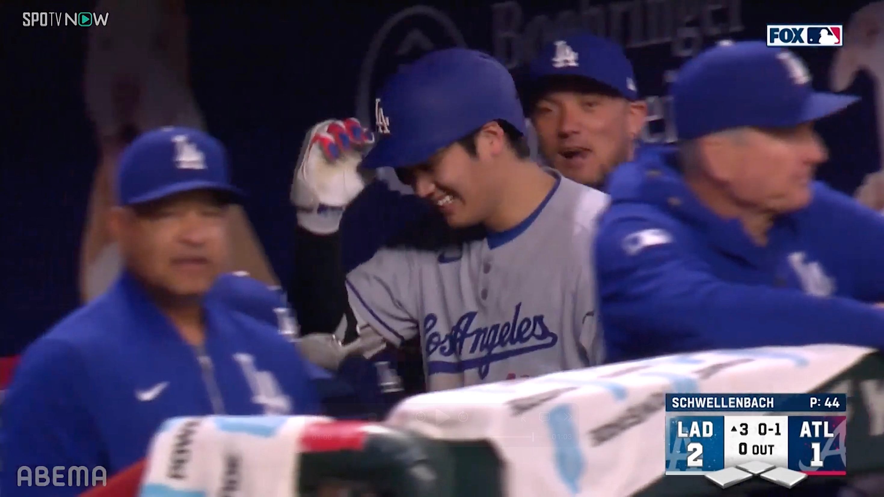 こんなに喜ぶ大谷翔平は珍しい！？ 会心8号弾→ロハスと