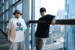 SWANKY SWIPEの名盤『Bunks Marmalade』とBESの名盤『REBUILD』のジャケットなどを用いたTシャツが完全限定で発売！予約受付が本日よりスタート！